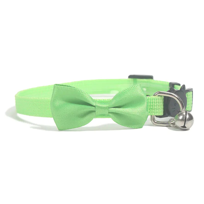 Nylon Pet Collar with Bell and Bow Design