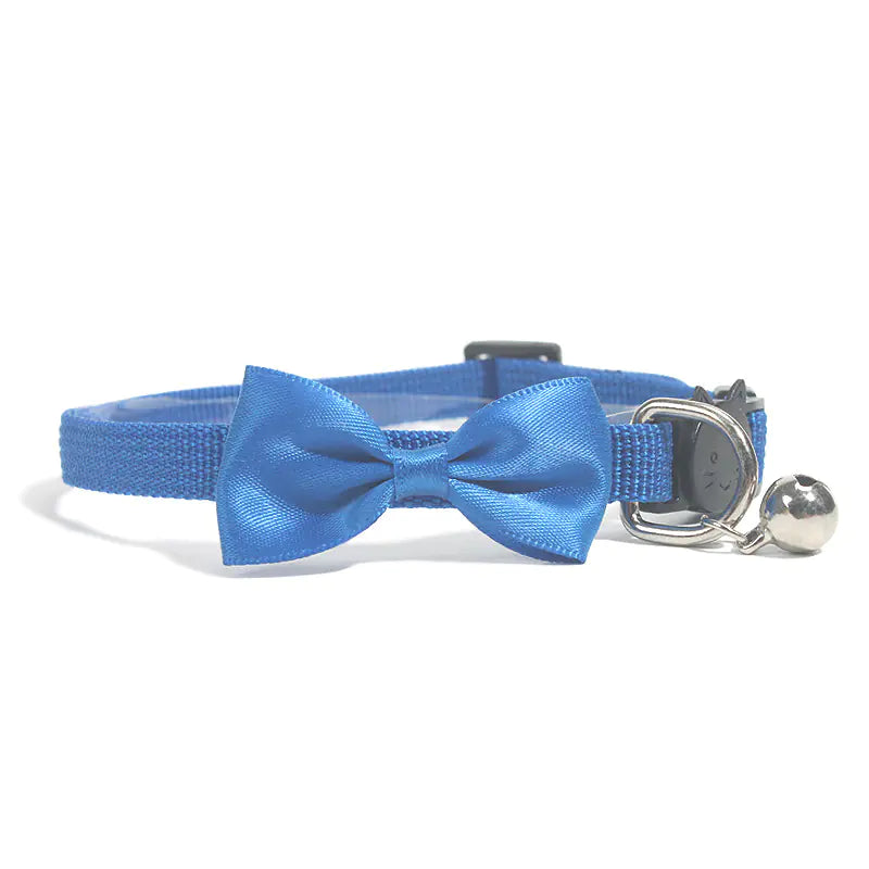 Nylon Pet Collar with Bell and Bow Design